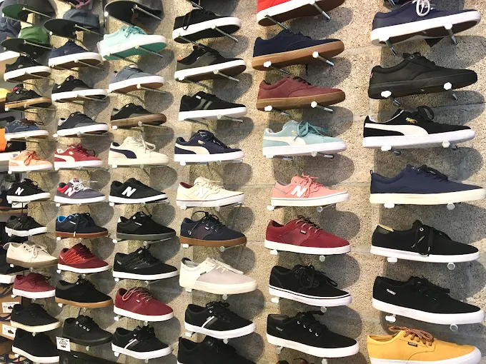 SHOES